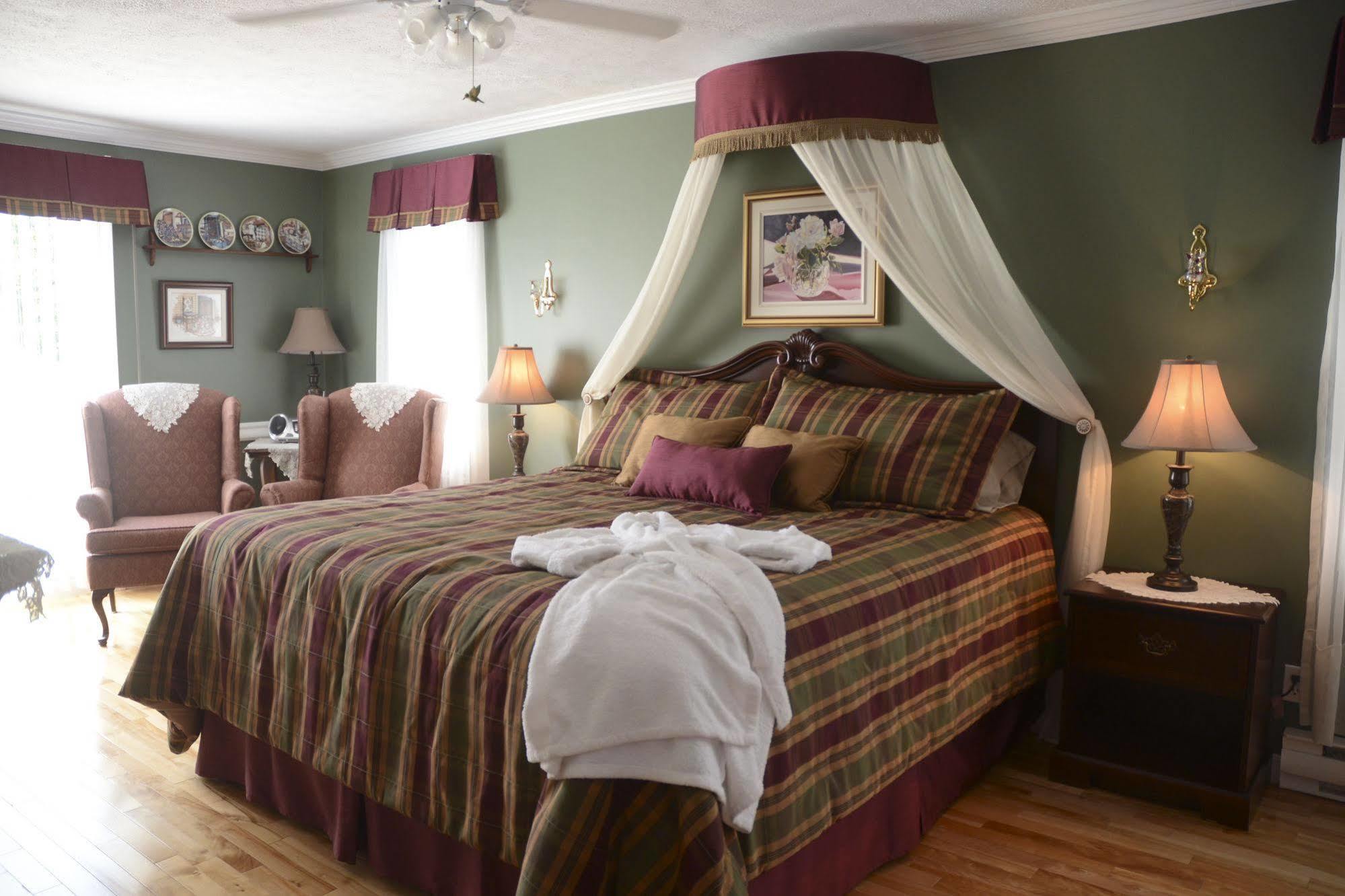 Cote'S Bed & Breakfast Grand Falls Εξωτερικό φωτογραφία